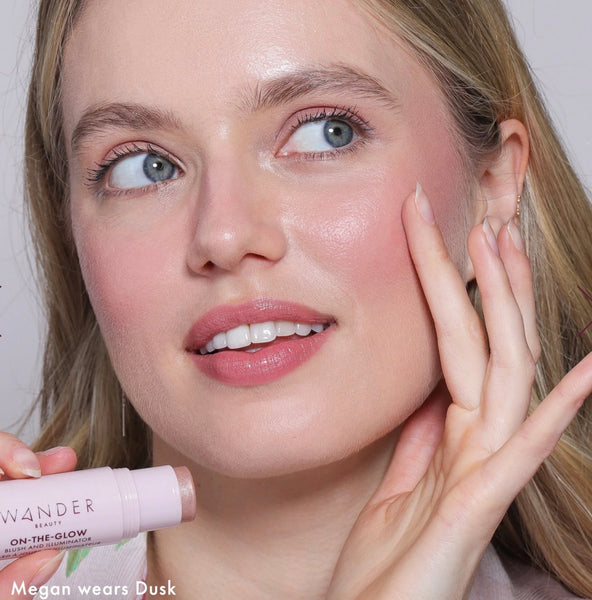 WANDER BEAUTY On-the-Glow Blush and Illuminator