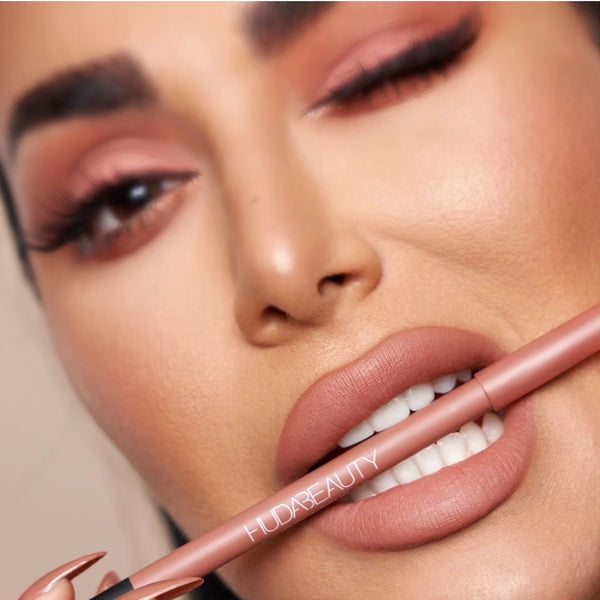 HUDA BEAUTY Lip Contour 2.0 Automatic Matte Lip Pencil