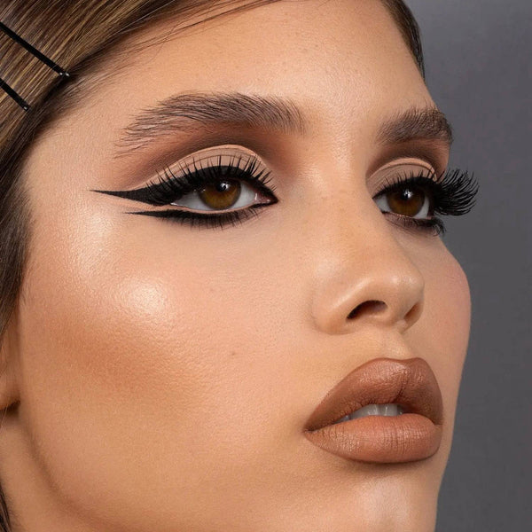 NATASHA DENONA WORK & SET +
CREAM EYELINER