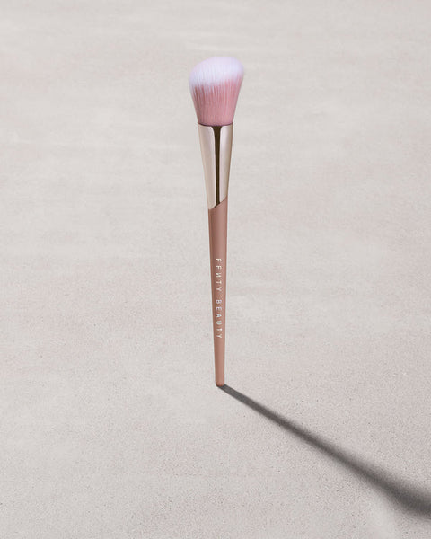 FENTY BEAUTY BLUSH BRUSH 155