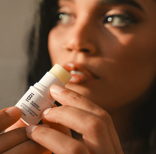 BLOSSOM ESSENTIALS Hydration Repair Honey Lip Balm