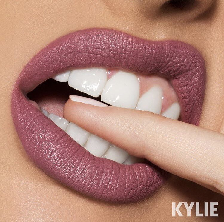 KYLIE COSMETICS Velvet Liquid Lipstick