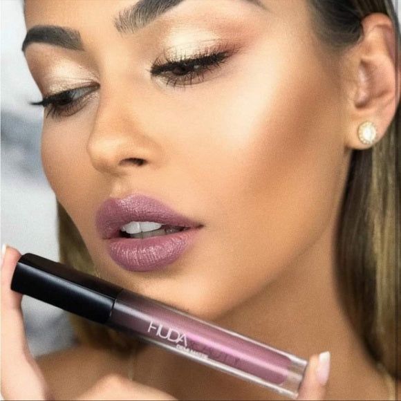 HUDA BEAUTY Liquid Matte Lipstick