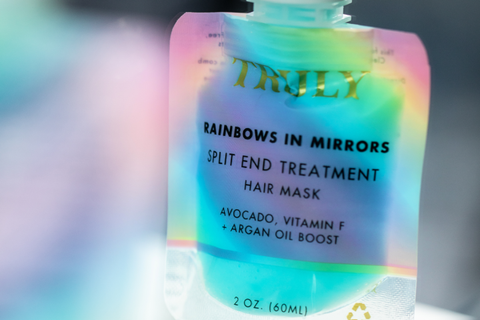 TRULY Rainbows in Mirrors Split End Treatment