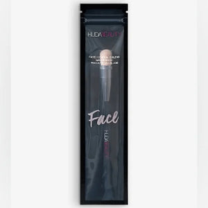 HUDA BEAUTY Conceal & Blend Complexion Brush