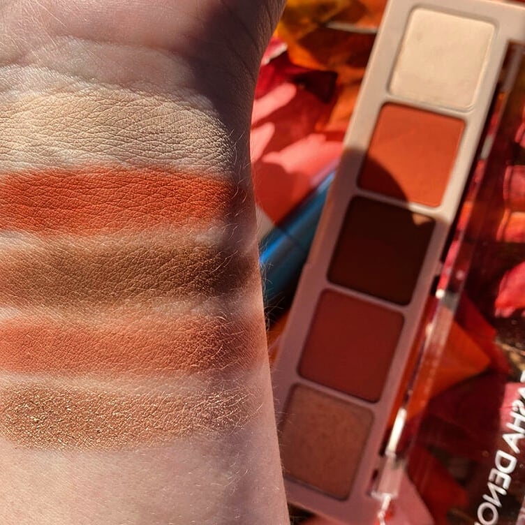 Store PEAK Eyeshadow Palette NATASHA DENONA